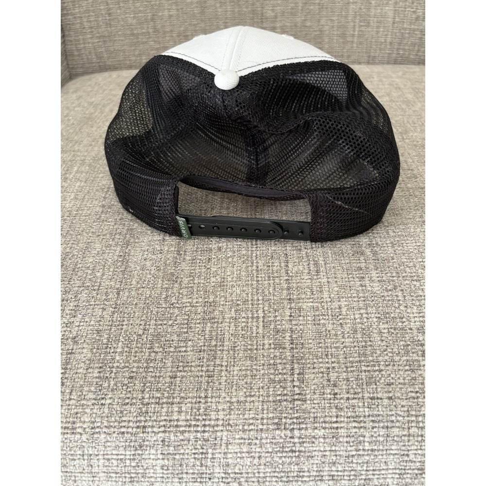 Or is SnapBack Mesh Hat Black/White - Picture 3 of 6